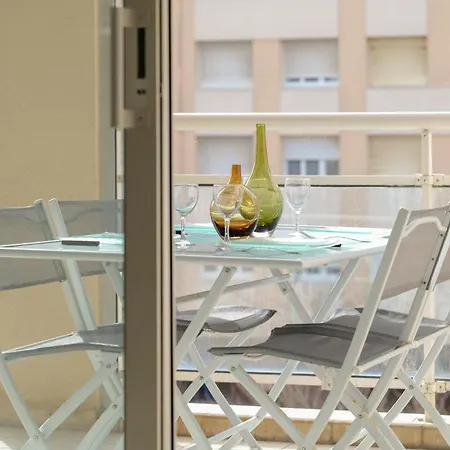 Emplacement Proche - 4 Personnes *