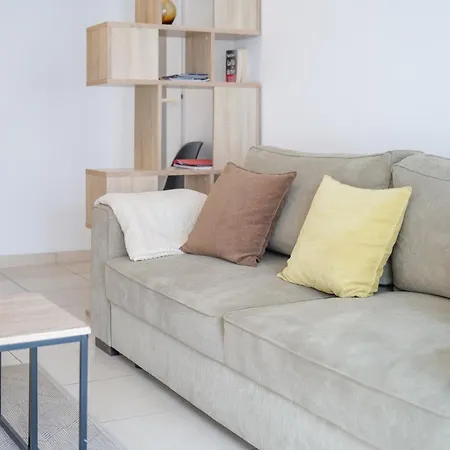 Apartment Emplacement Proche - 4 Personnes *