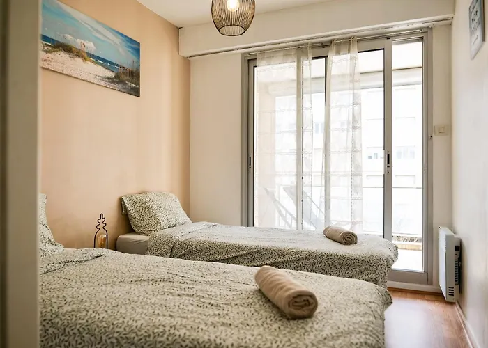 Emplacement Proche - 4 Personnes