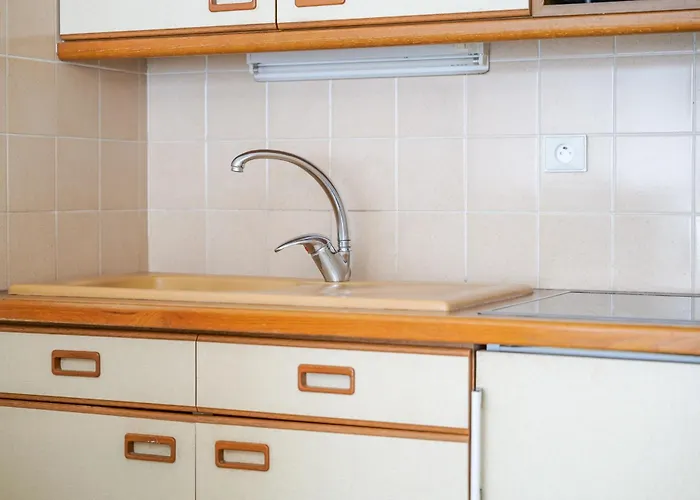 Emplacement Proche - 4 Personnes *